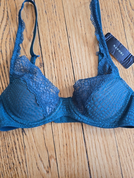 Natori Other - NATORI "Heavenly Convertible" Lace Bra 30B